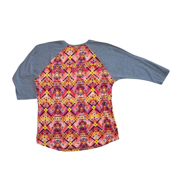 LulaRoe Multi-Colored Aztec Print Gray Long Sleeve Baseball Tee Women's 2XL 933 - Picture 2 of 5